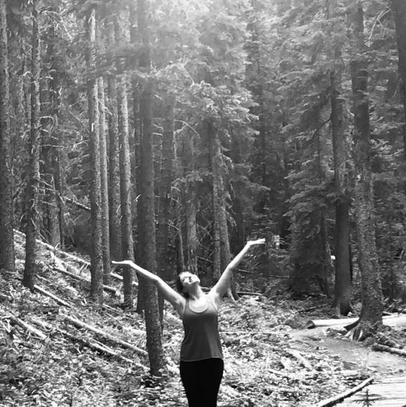 Meet your Posher, Reagan - Picture 1 of 1